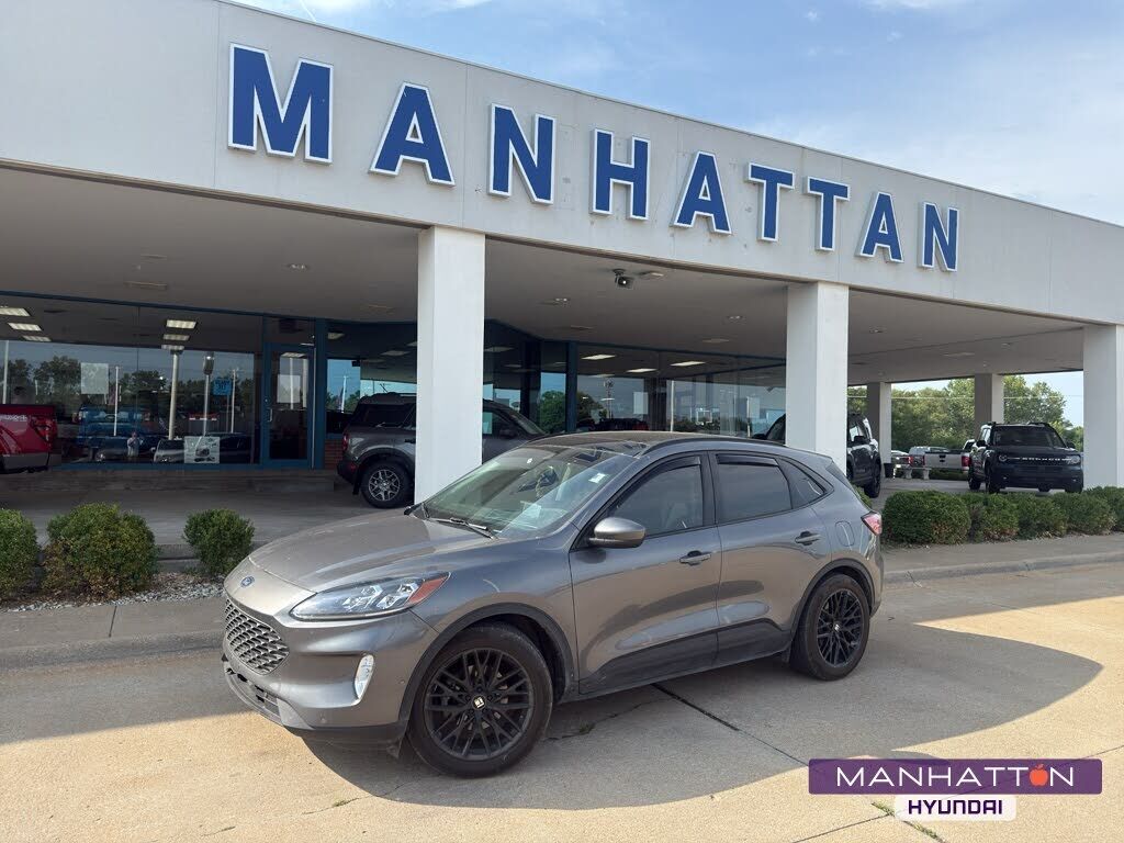 2022 FORD Escape