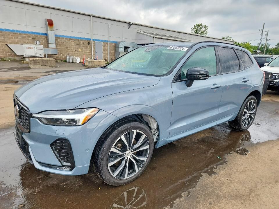 2024 VOLVO XC60