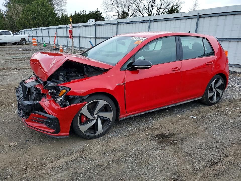 2021 VOLKSWAGEN Golf GTI