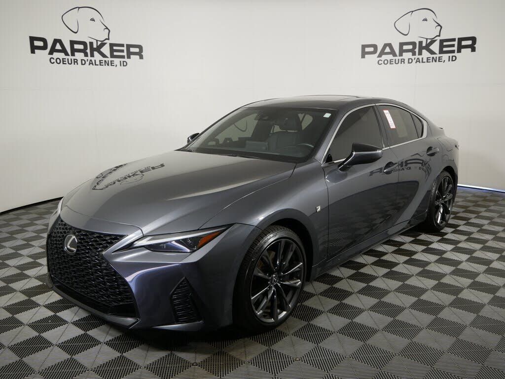 2024 LEXUS IS