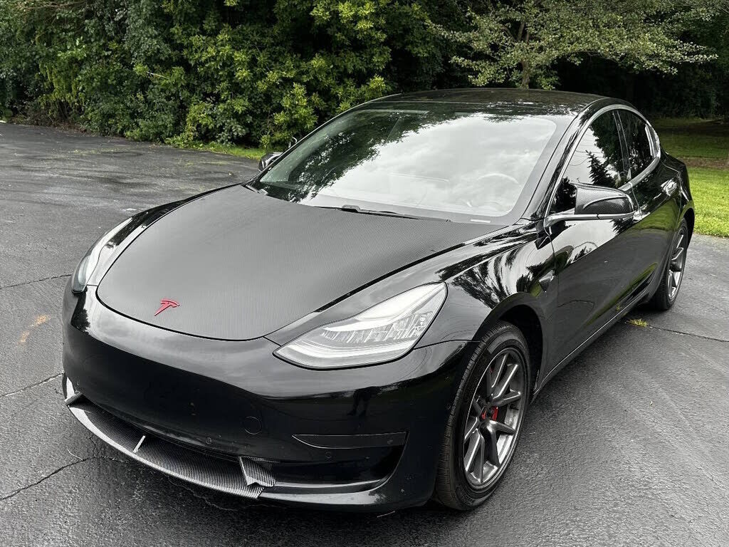 2018 TESLA Model 3