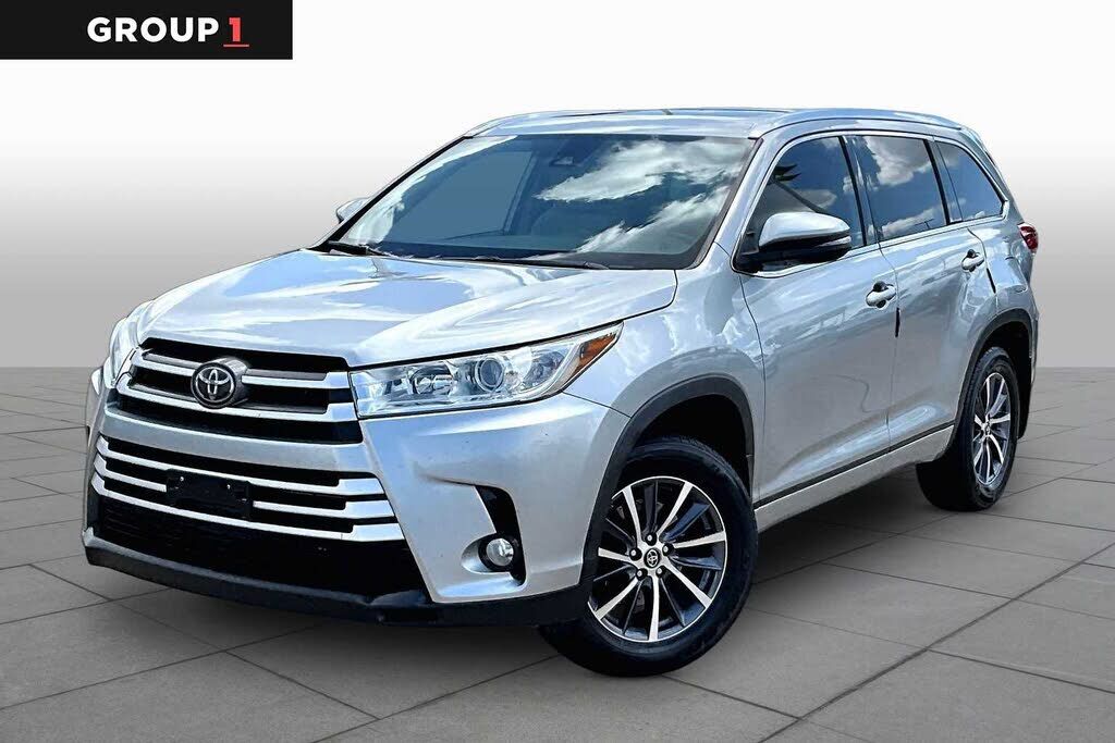 2018 TOYOTA Highlander
