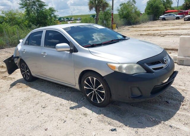 2013 TOYOTA Corolla
