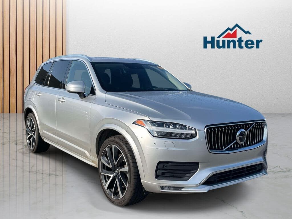 2022 VOLVO XC90