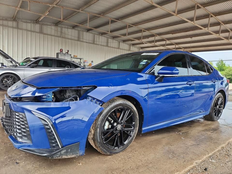 2025 TOYOTA Camry