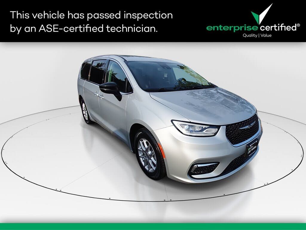 2024 CHRYSLER Pacifica