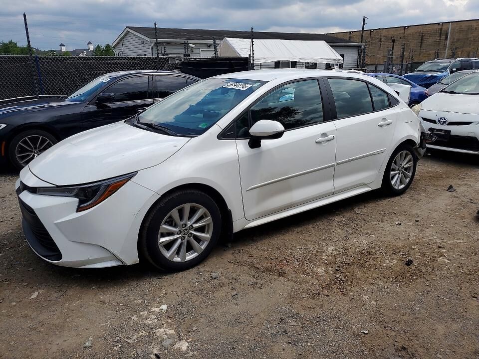 2024 TOYOTA Corolla
