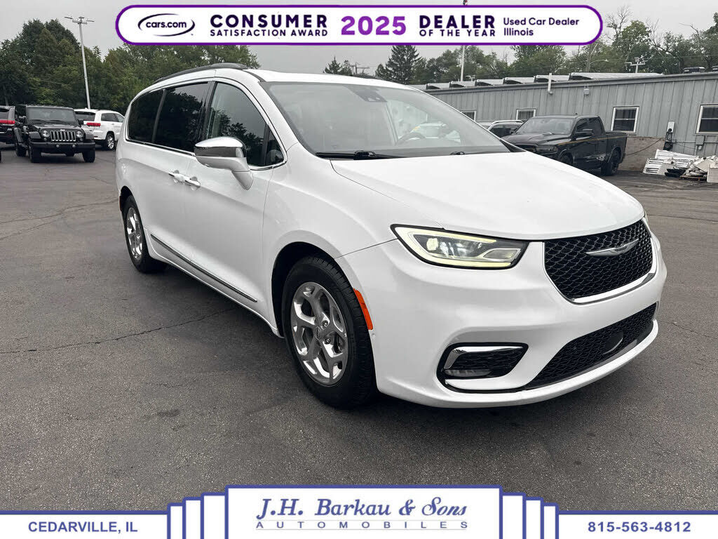 2022 CHRYSLER Pacifica