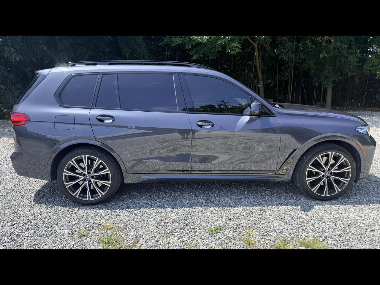 2021 BMW X7