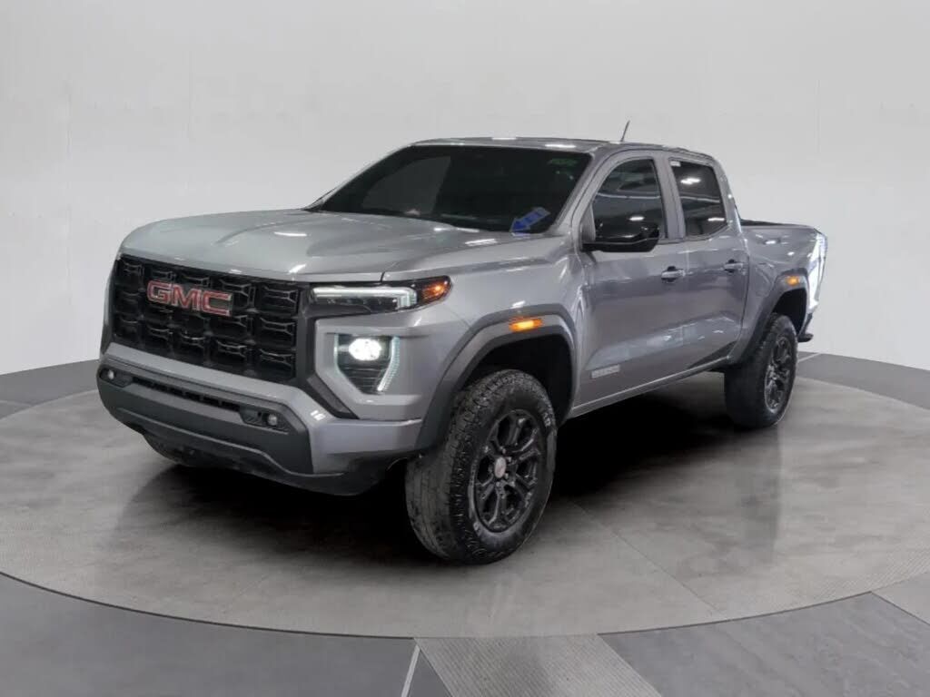 2024 GMC Canyon