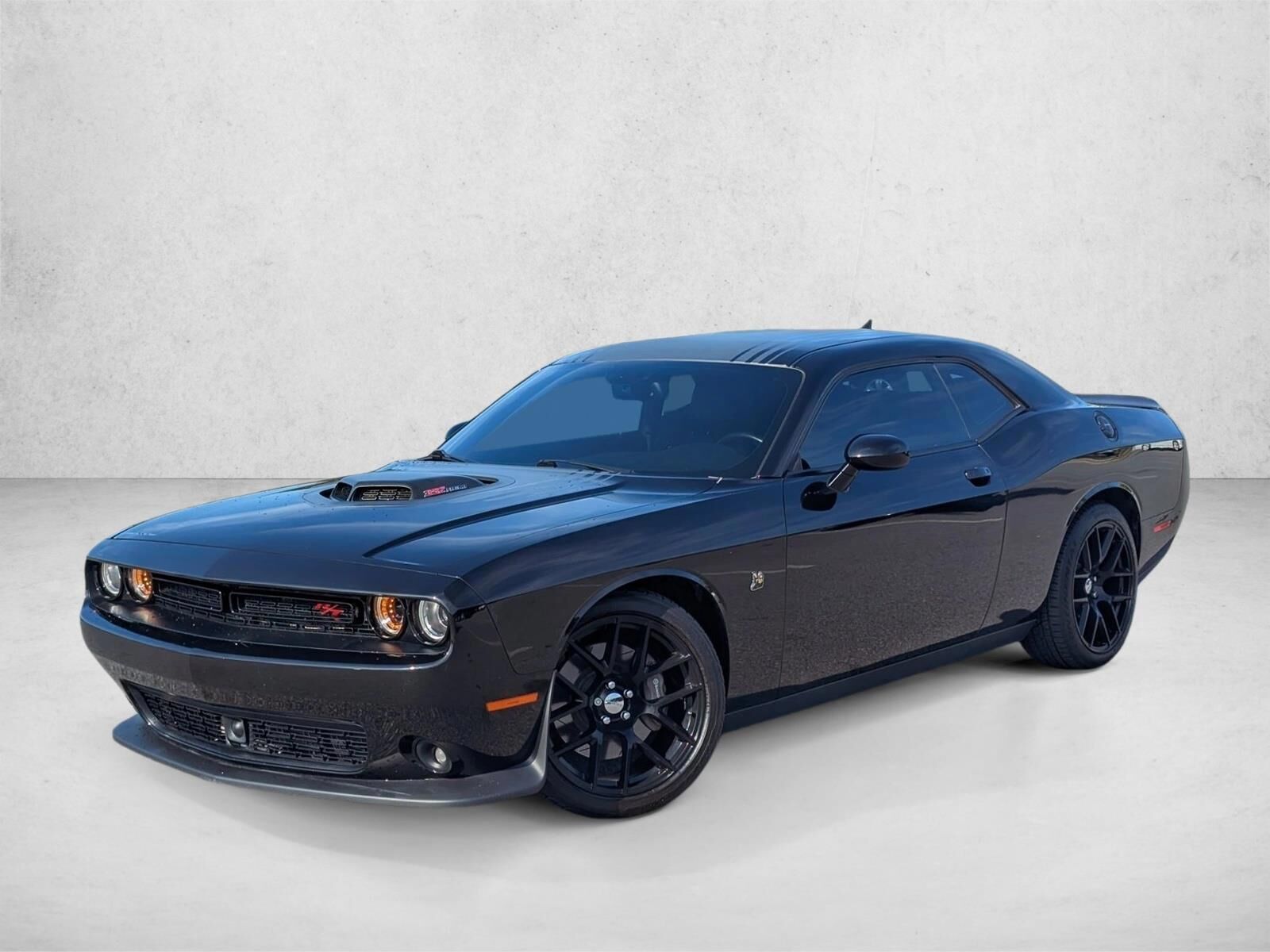 2016 DODGE Challenger