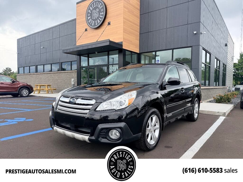 2014 SUBARU Outback