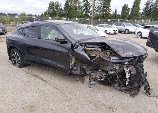 2021 FORD Mach-E