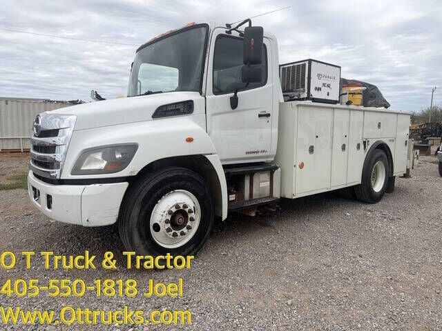 2016 HINO Conventional Type Truck