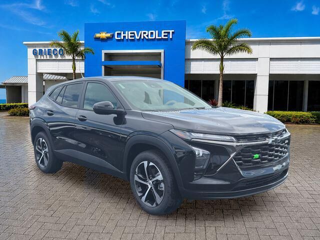 2026 CHEVROLET Trax