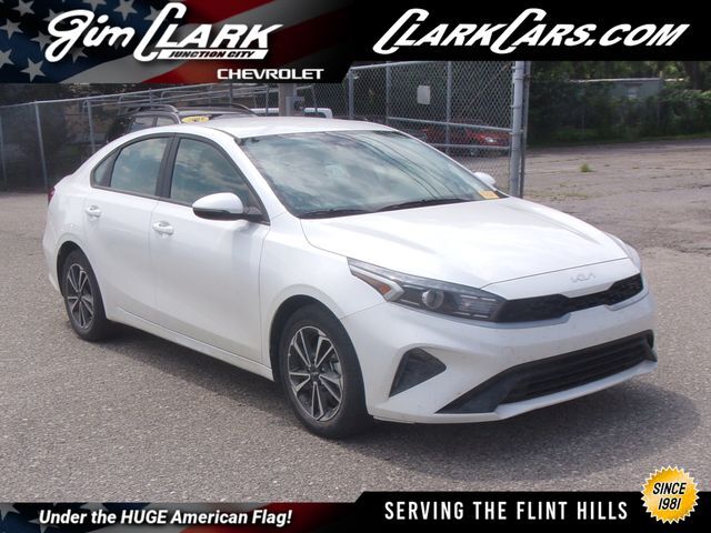 2024 KIA Forte