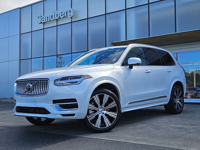 2025 VOLVO XC90