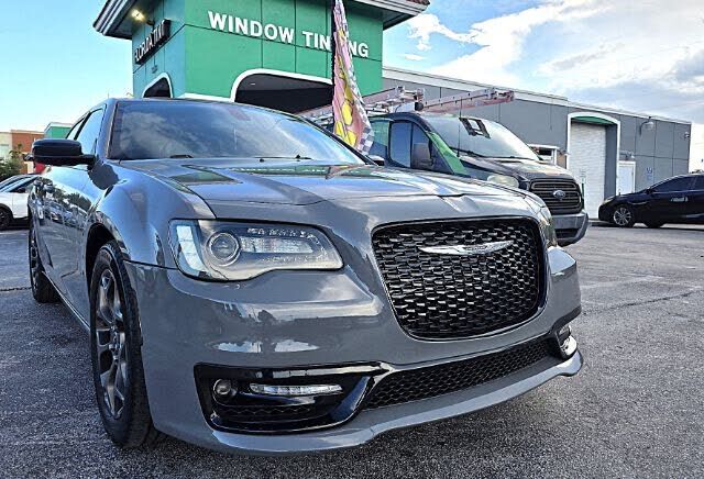 2018 CHRYSLER 300