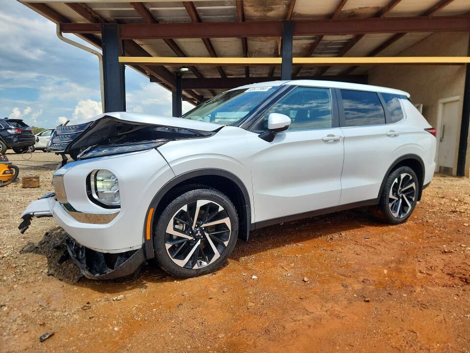 2022 MITSUBISHI Outlander