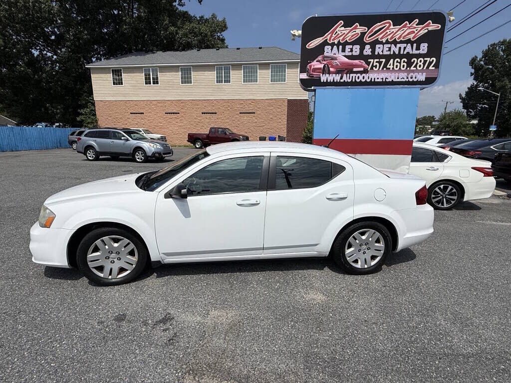2014 DODGE Avenger