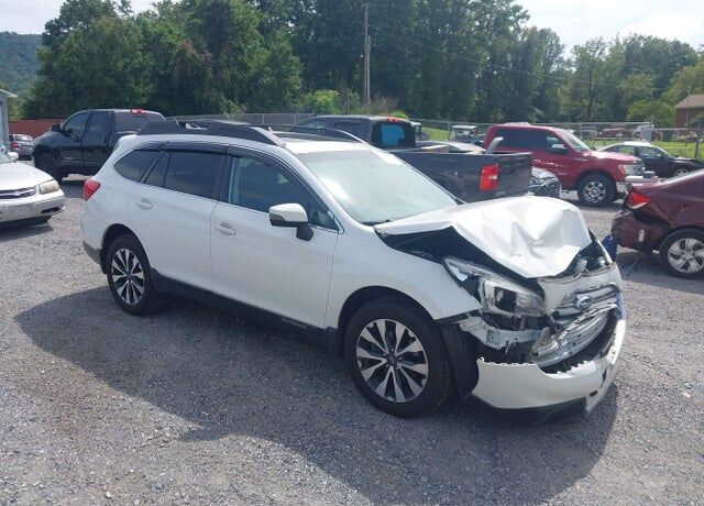 2017 SUBARU Outback