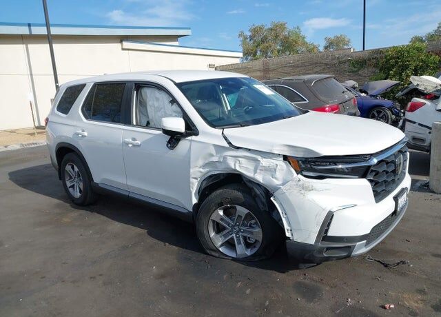 2025 HONDA Pilot