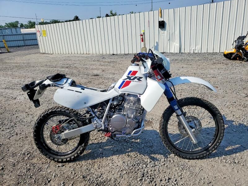 2025 HONDA XR