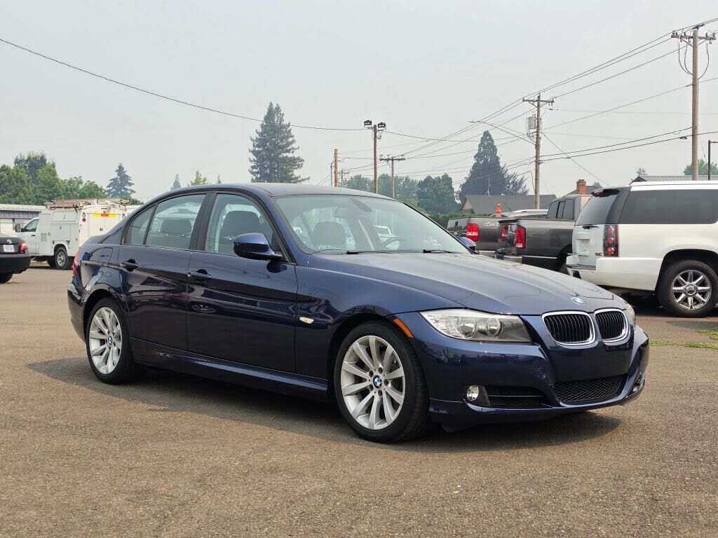 2011 BMW 3 Series