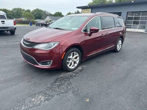 2017 CHRYSLER Pacifica