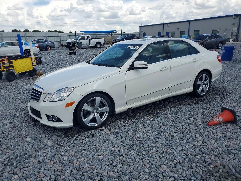 2010 MERCEDES-BENZ E-Class
