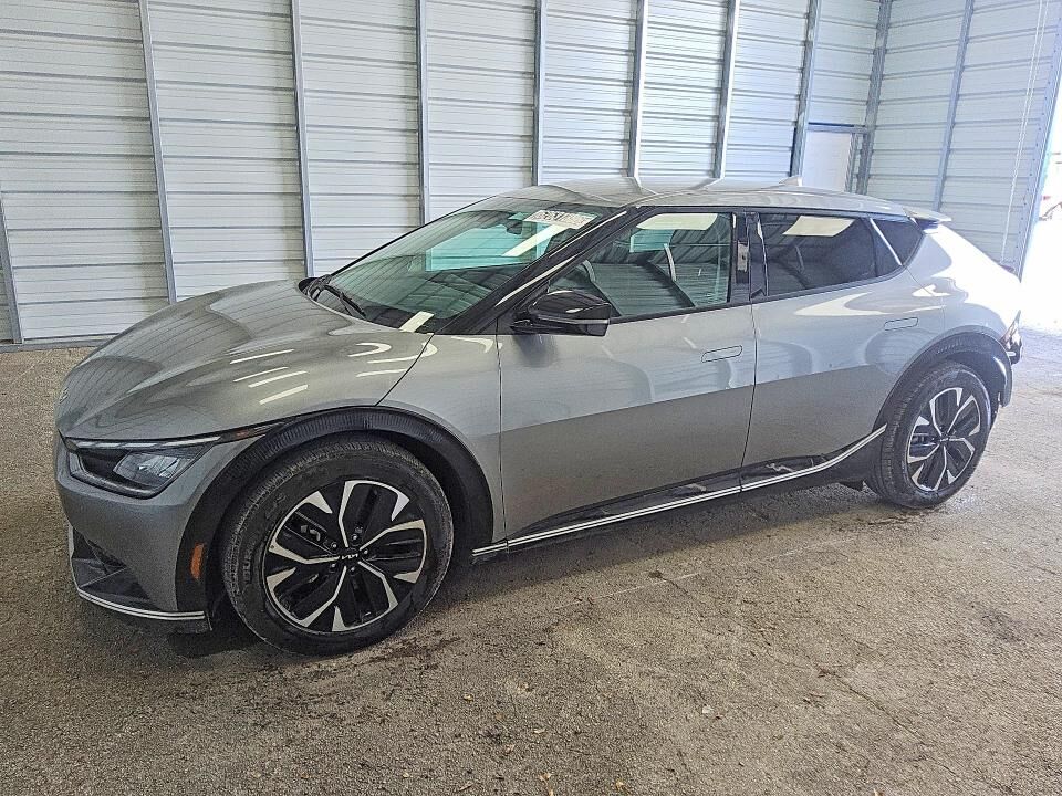 2023 KIA EV6