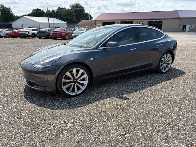 2019 TESLA Model 3