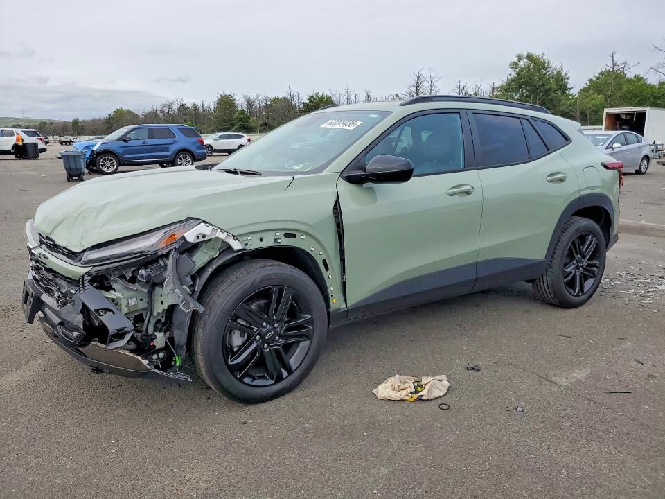 2024 CHEVROLET Trax