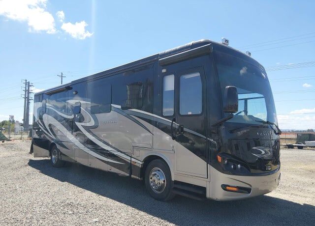 2015 FREIGHTLINER XC Raised Rail Rear Engine Motor Home Chassis