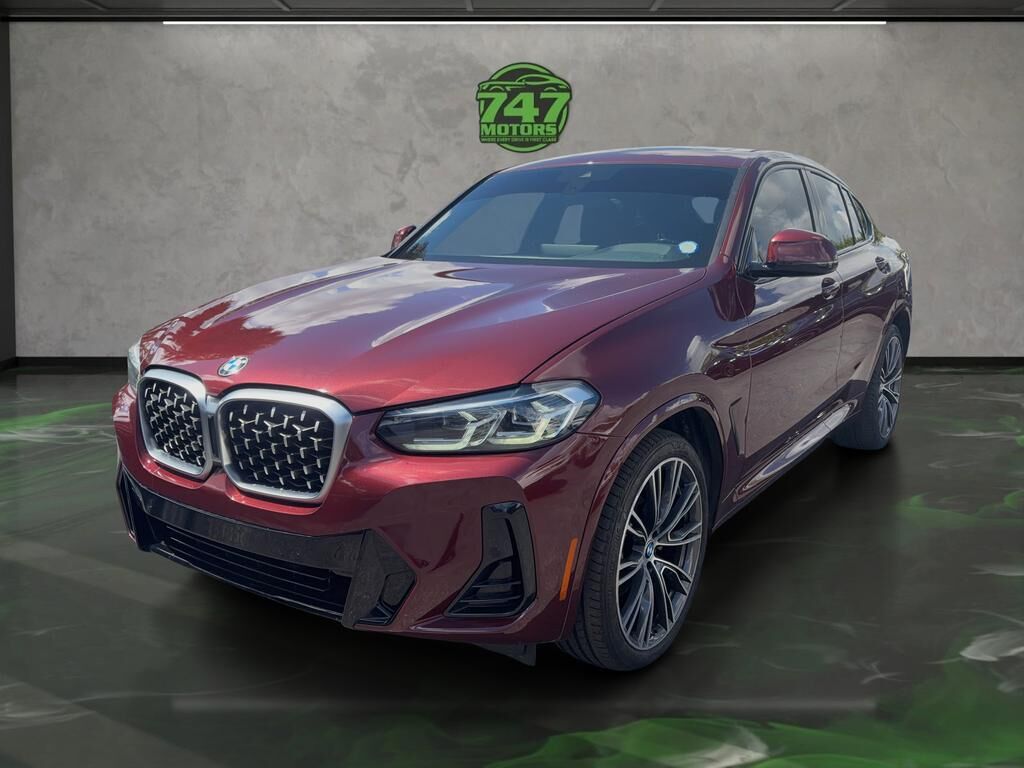 2022 BMW X4