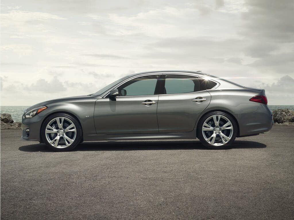 2019 INFINITI Q70
