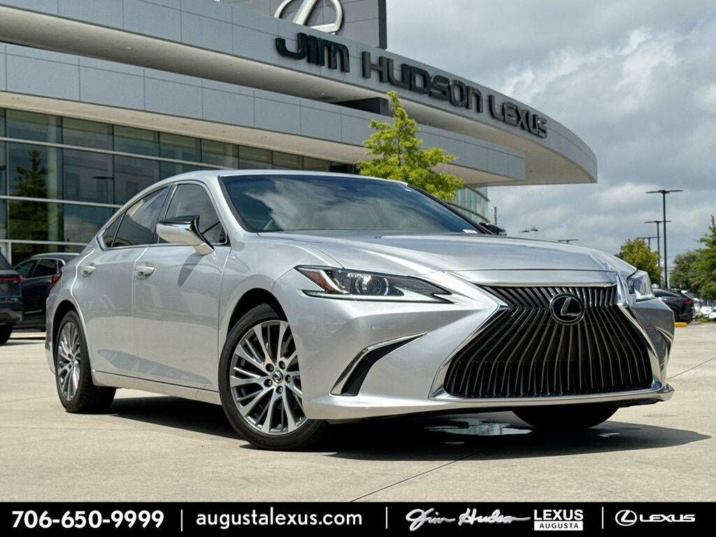 2019 LEXUS ES