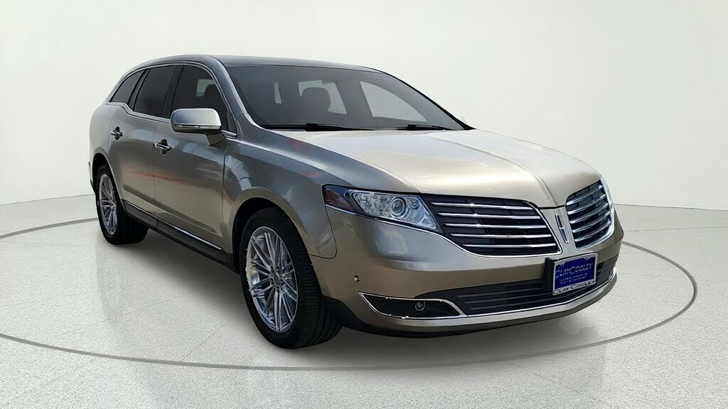 2019 LINCOLN MKT
