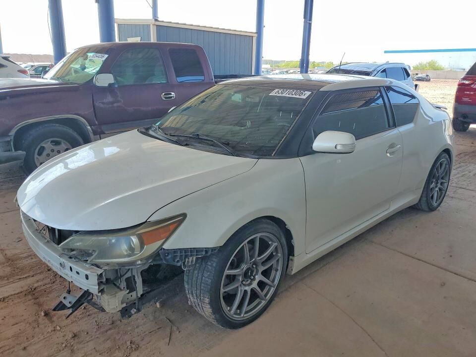 2015 TOYOTA SCION