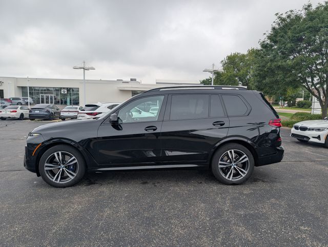 2025 BMW X7
