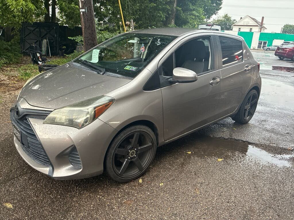 2015 TOYOTA Yaris