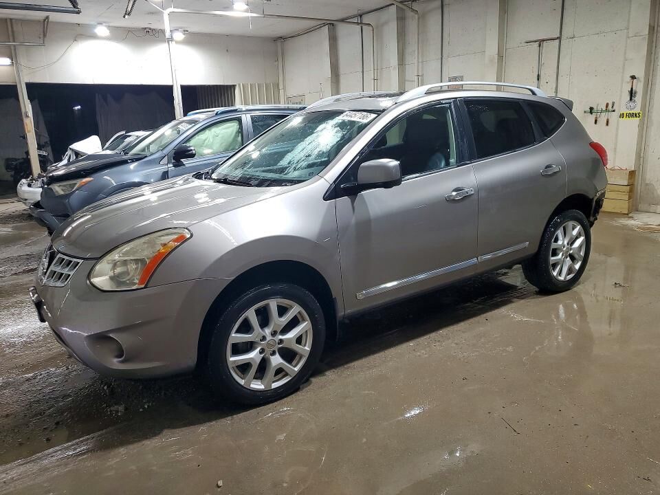 2013 NISSAN Rogue