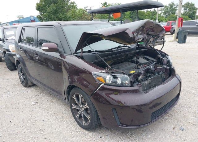 2010 TOYOTA SCION