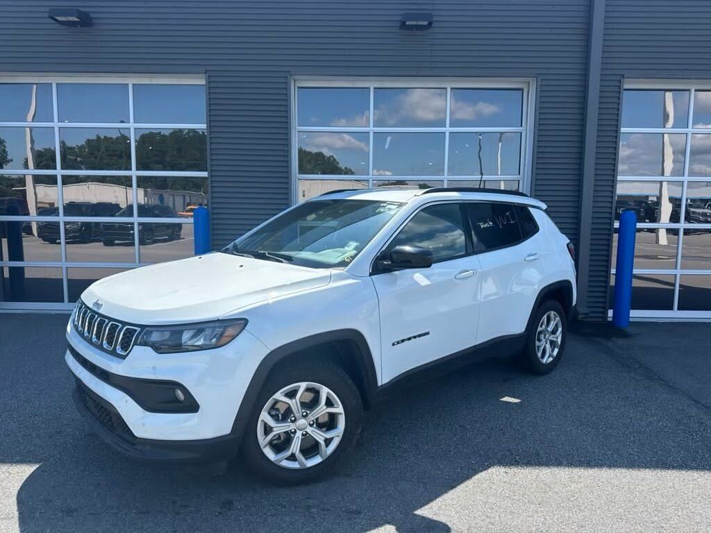2024 JEEP Compass