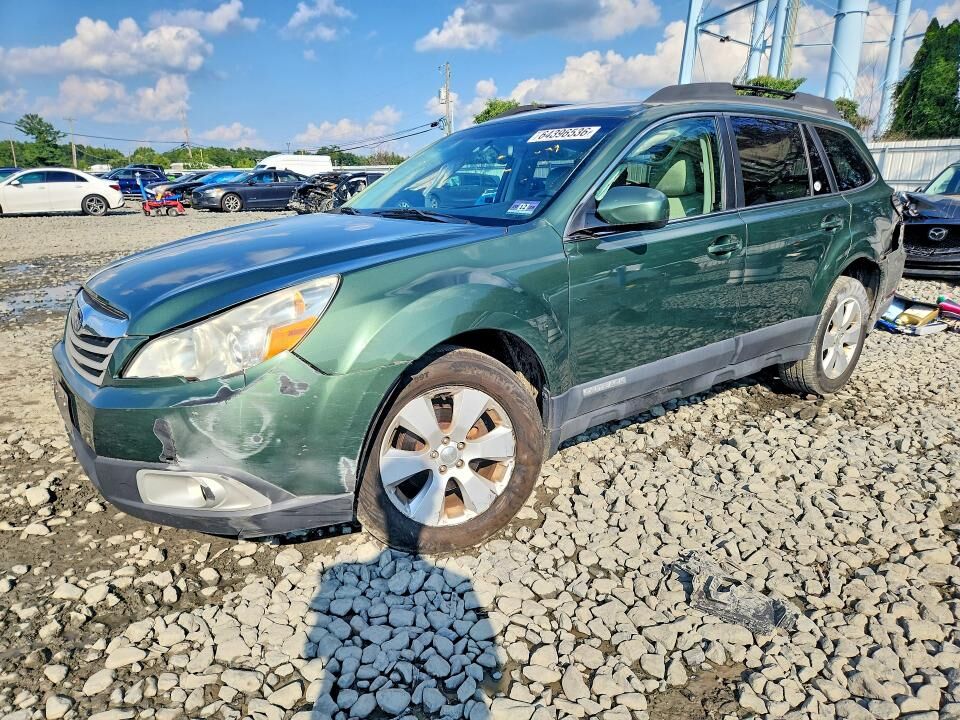 2010 SUBARU Outback