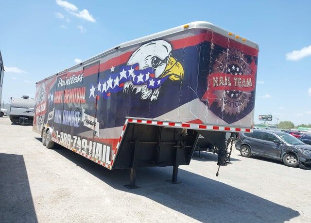 1996 FEATHERLITE TRAILERS Featherlite Trailers