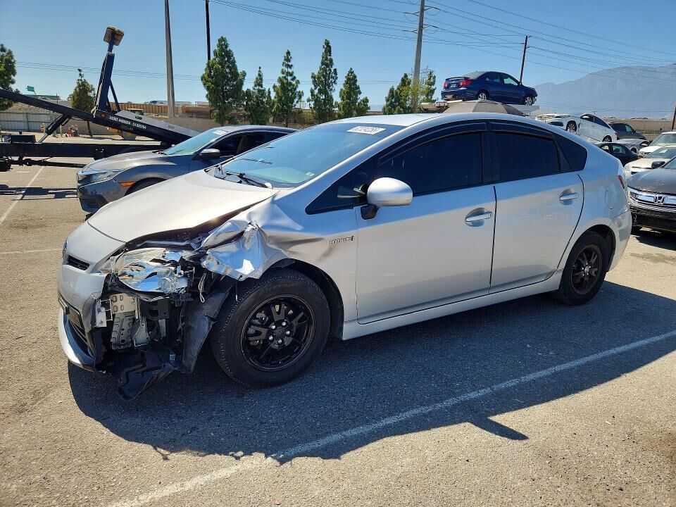 2015 TOYOTA PRIUS