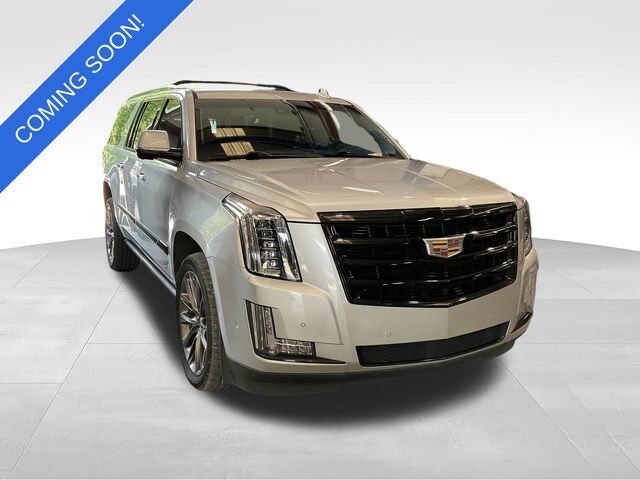 2019 CADILLAC Escalade ESV