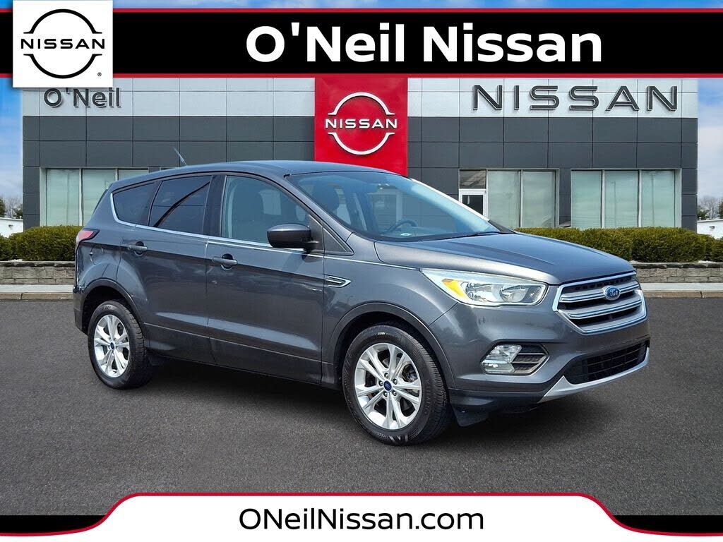 2017 FORD Escape
