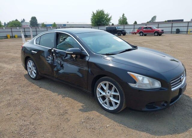 2009 NISSAN Maxima